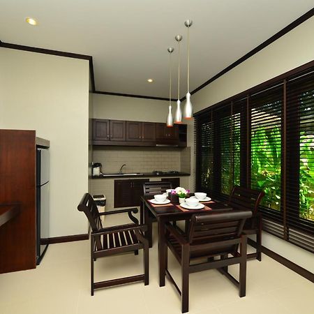 Naiharn Garden Villa Phuket Exterior photo
