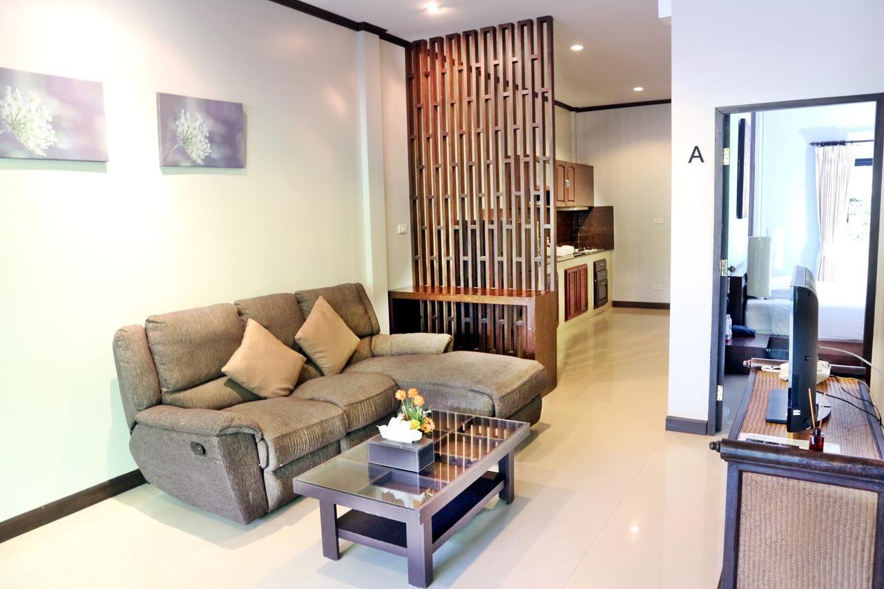 Naiharn Garden Villa Phuket Exterior photo