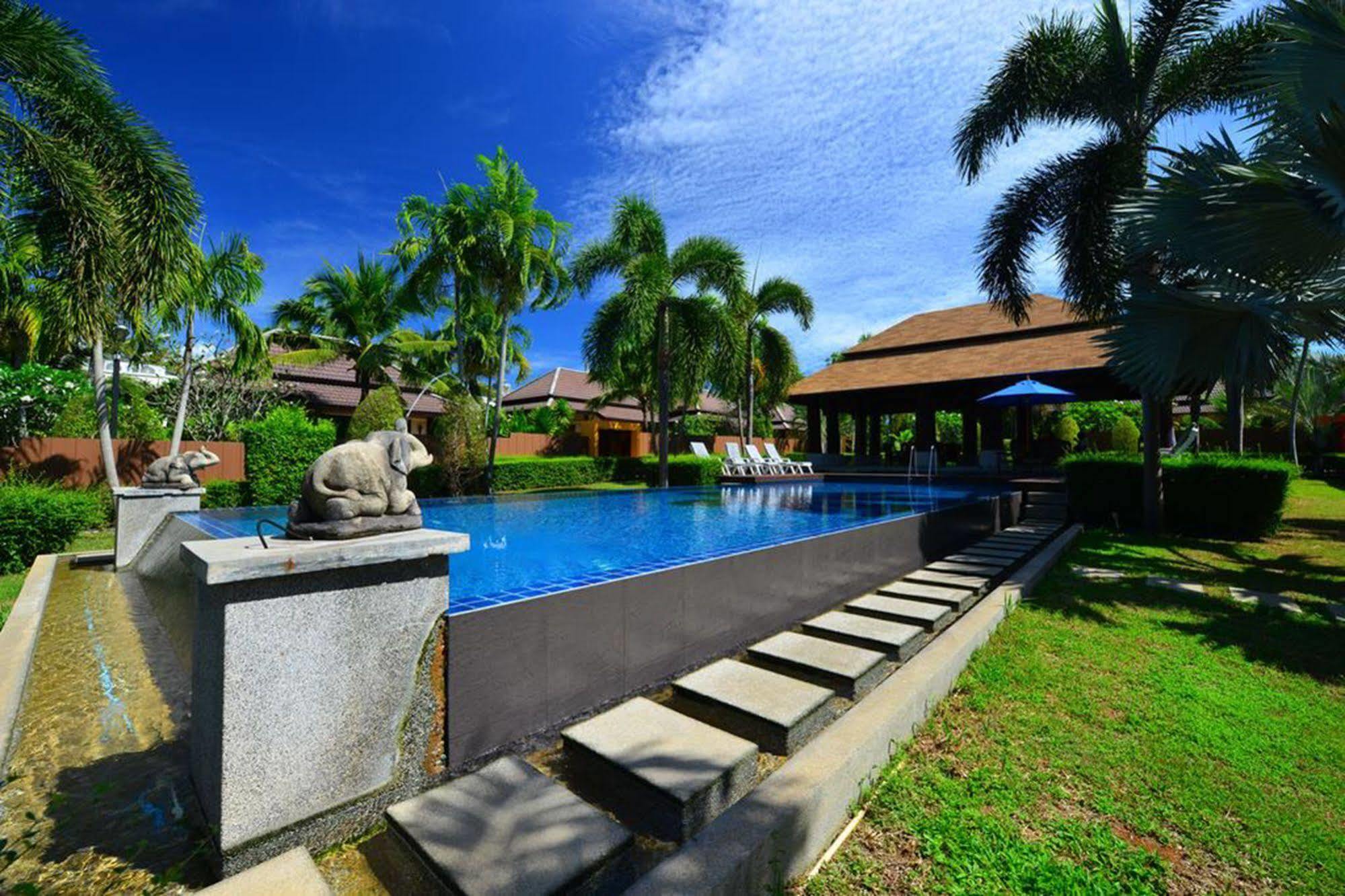 Naiharn Garden Villa Phuket Exterior photo
