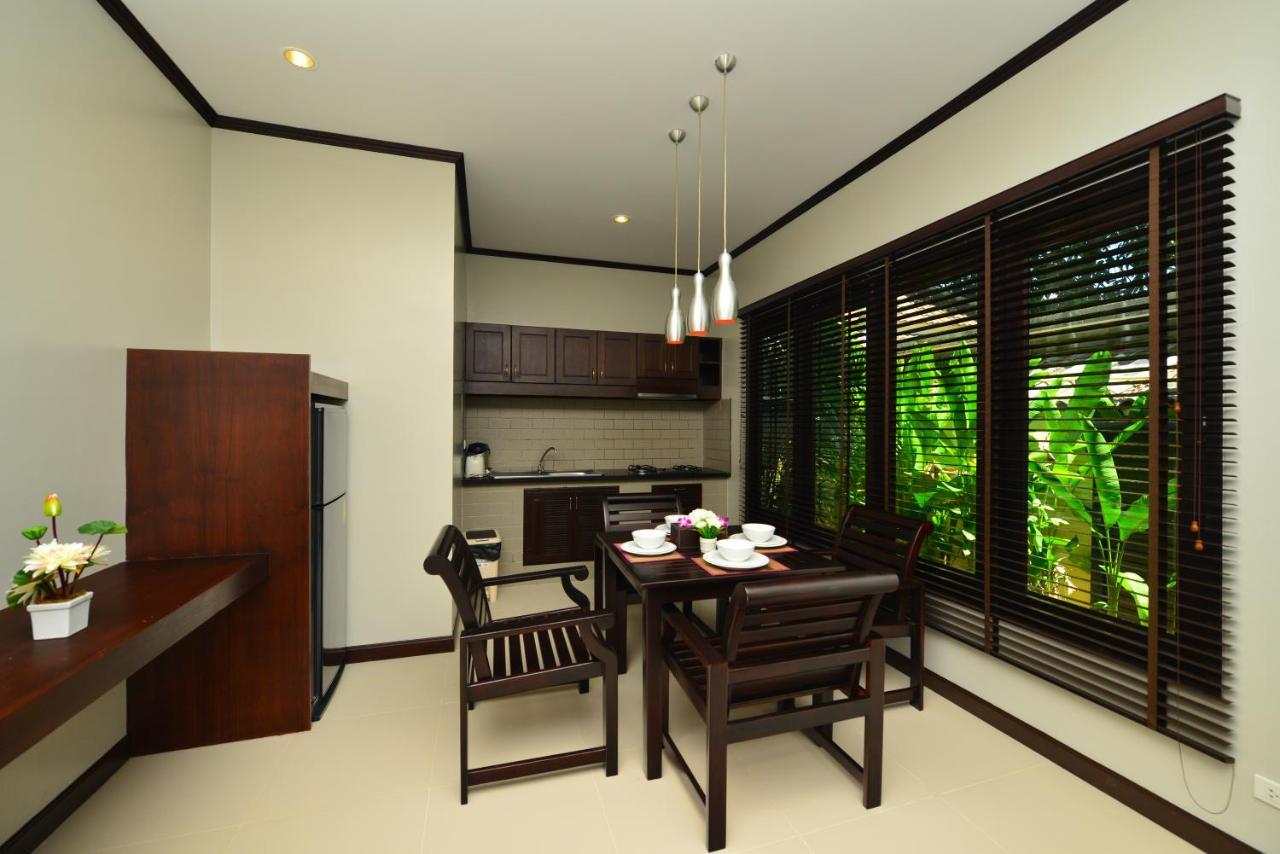 Naiharn Garden Villa Phuket Exterior photo